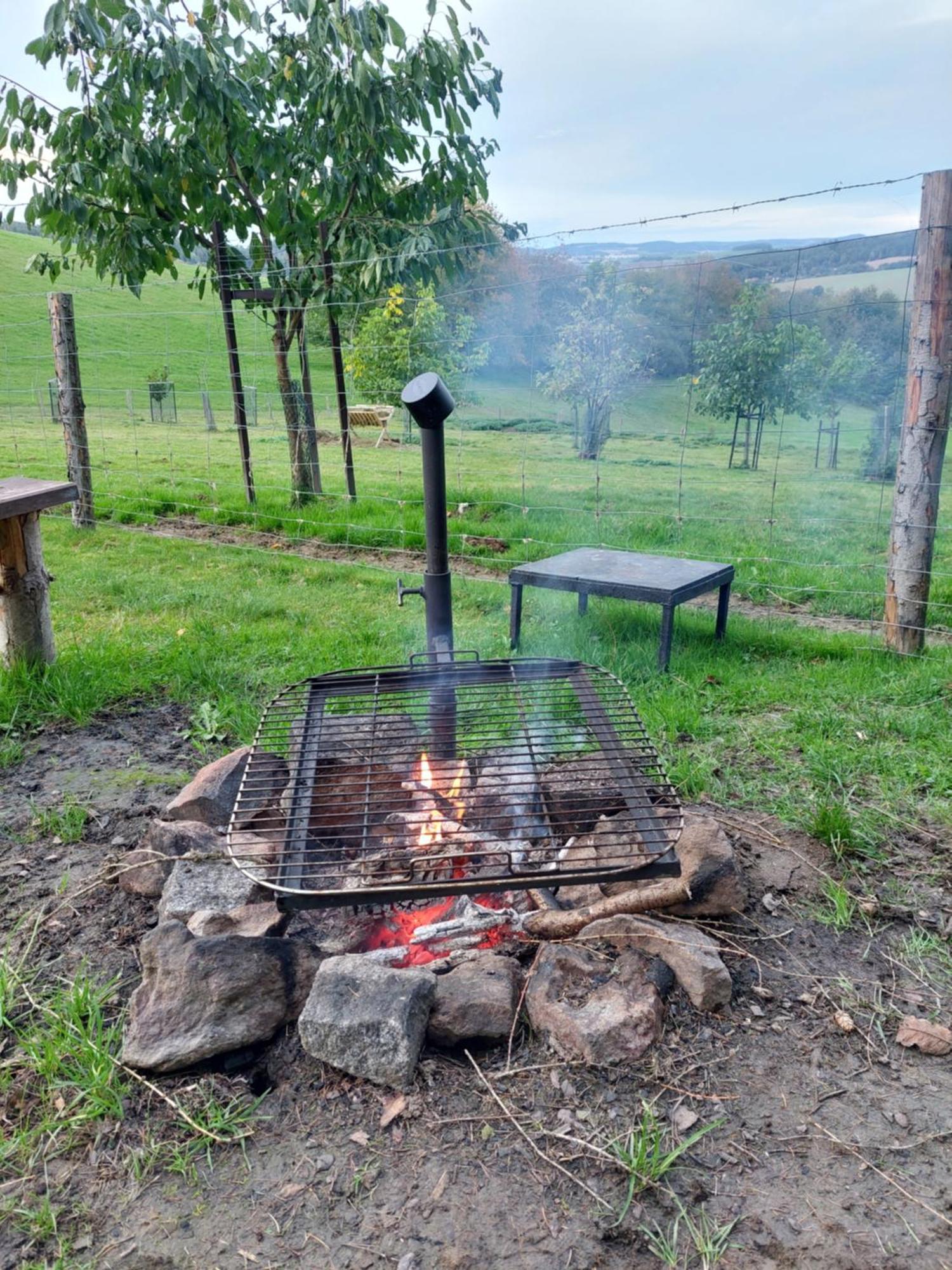 Chata Na Samote, Sumava Vrhavec Exteriör bild